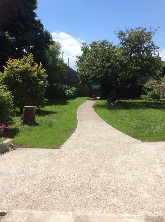 L'Ermitage Bed & Breakfast Saint-Vaast-la-Hougue Dış mekan fotoğraf